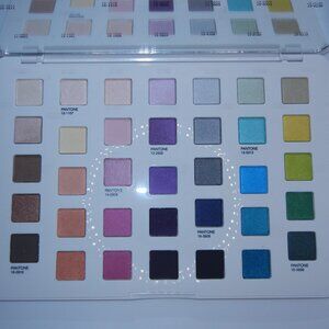 NEW - Sephora x Pantone palette